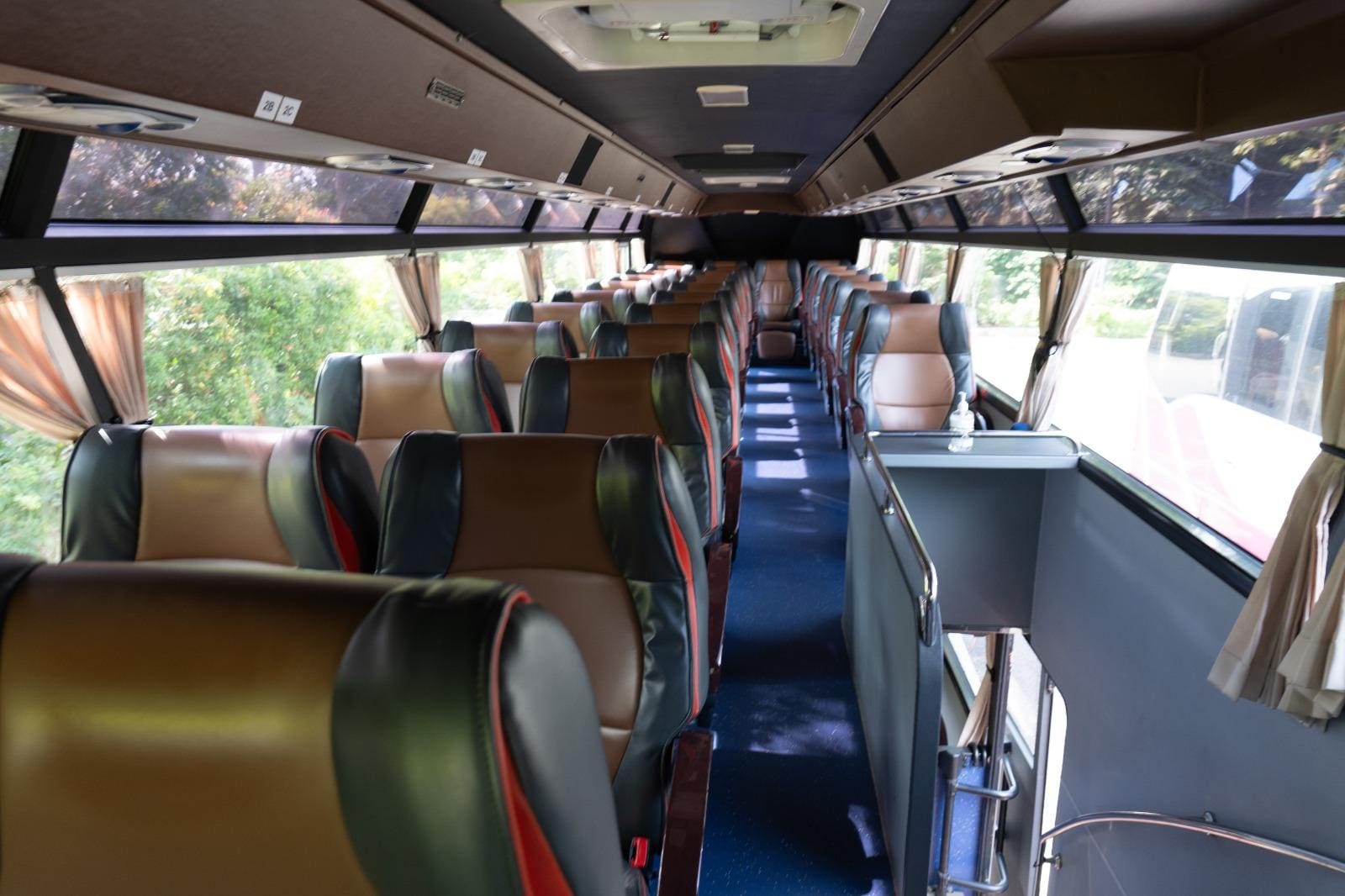 Luxury coach setting (4)