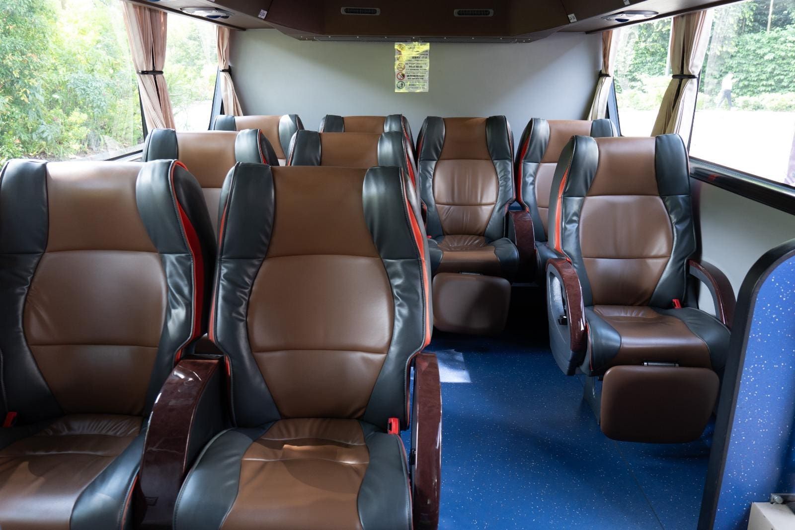 Luxury coach setting (10)
