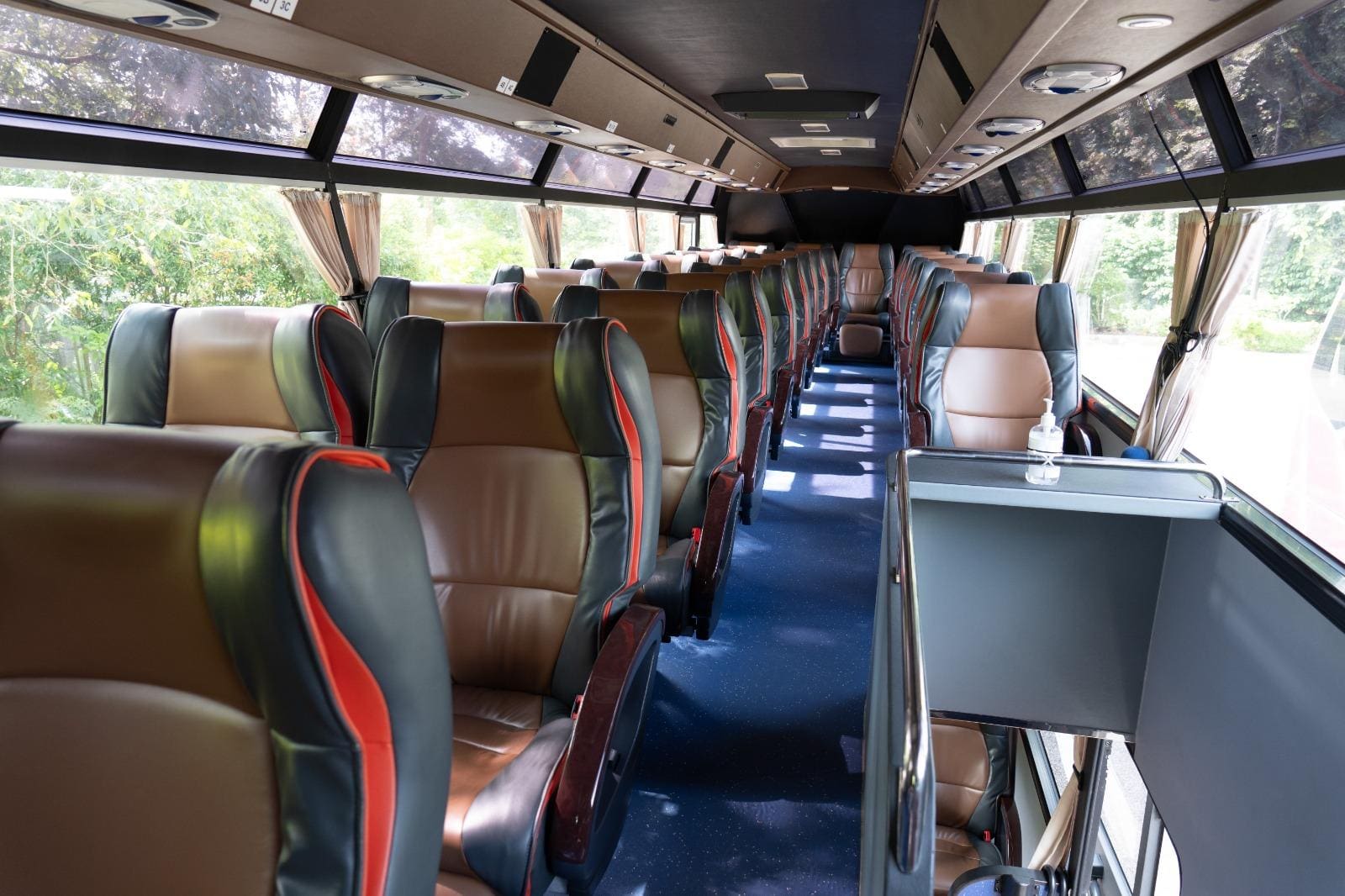 Luxury coach setting (5)