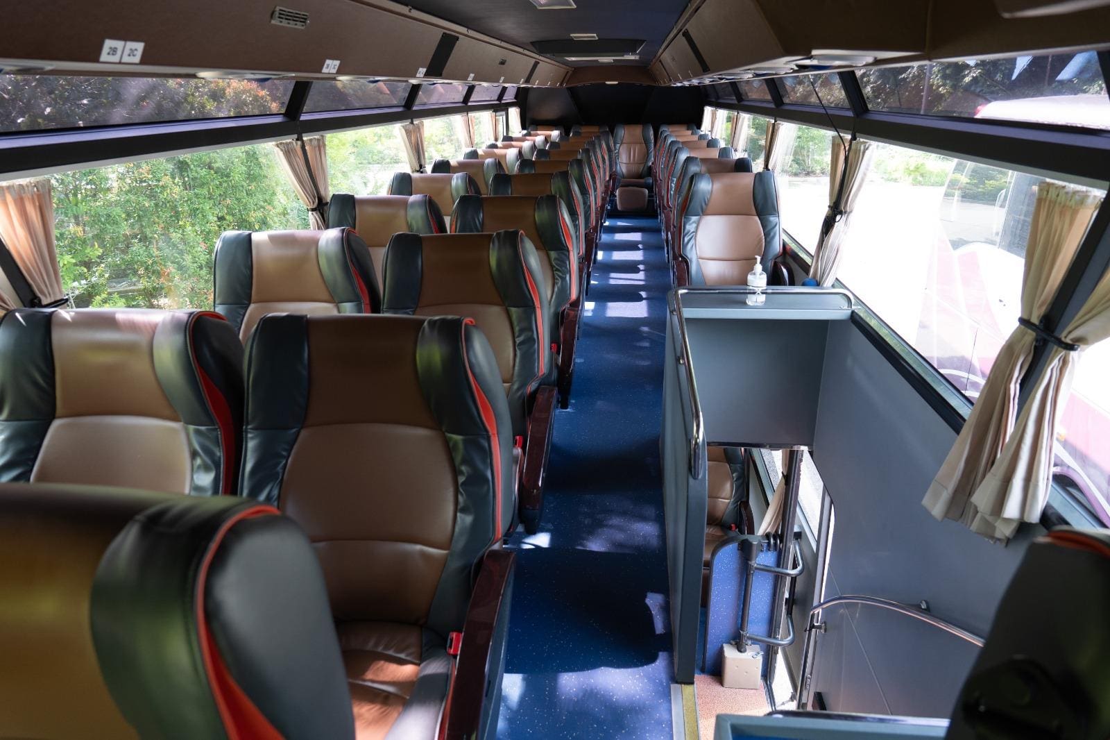 Luxury coach setting (9)